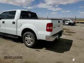 2005 Ford F-150 XLT z VIN 1FTPW12555KE80074, wystawiony jako Copart lot #51808485 z przebiegiem 161 991 mil mil oraz Szkoda całkowita • Salvage title. Historia ofert i sprzedaży dostępna na DreamBid. Obrazek 11.