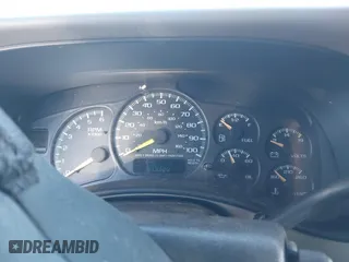 2000 Chevrolet Silverado 2500 LT with VIN 1GCGK29U1YE263011, listed as a IAAI auction lot 41634632 with 179,346 mi miles. Bid and sale history available at carsss.com. Image 16.