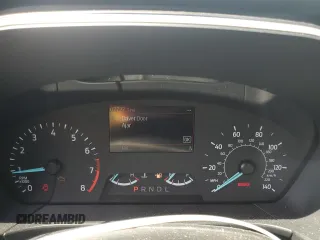 2022 Ford Escape SE z VIN 1FMCU0G60NUC04269, wystawiony jako Copart lot #53483375 z przebiegiem 7 727 mil mil oraz Szkoda całkowita • Salvage title. Historia ofert i sprzedaży dostępna na DreamBid. Obrazek 9.