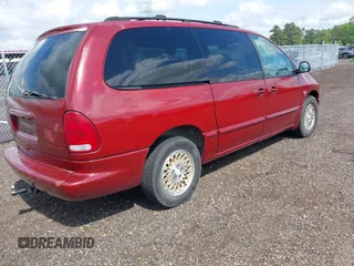 1997 Dodge Caravan LE with VIN 1B4GP54LXVB230844, listed as a IAAI auction lot 42027096 with Not Provided miles and . Bid and sale history available at carsss.com. Image 4.
