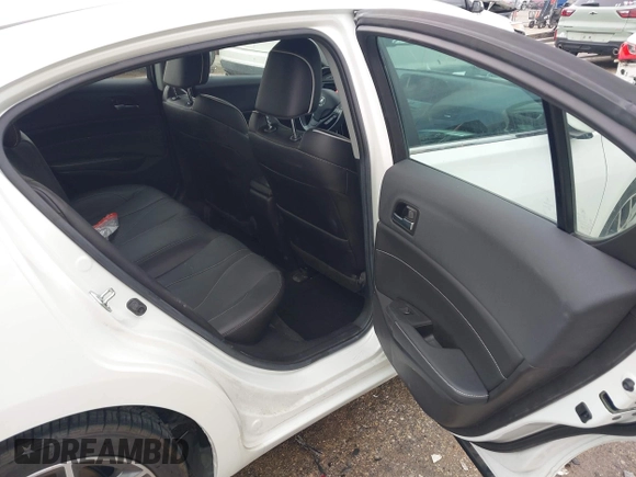 2020 Acura ILX Premium with VIN 19UDE2F7XLA012885, listed as a IAAI auction lot 42457684 with 43,296 mi miles and . Bid and sale history available at DreamBid. Image 8.