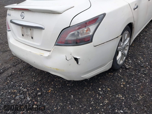 2012 Nissan Maxima S z VIN 1N4AA5APXCC811579, wystawiony jako IAAI lot #42194242 z przebiegiem Nie podano mil oraz . Historia ofert i sprzedaży dostępna na DreamBid. Obrazek 11.