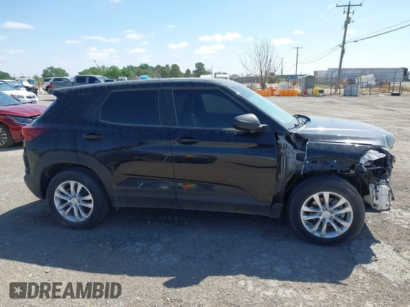2021 Chevrolet TrailBlazer LS with VIN KL79MMS25MB171335, listed as a IAAI auction lot 42160839 with 5,033 mi miles. Bid and sale history available at carsss.com. Image 13.