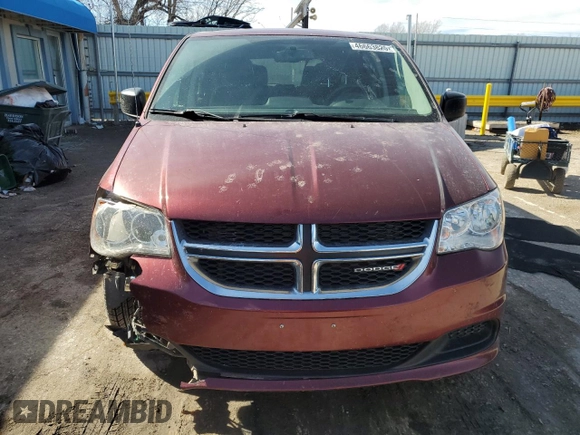 2017 Dodge Grand Caravan SE z VIN 2C4RDGBG8HR780460, wystawiony jako Copart lot #46663825 z przebiegiem 90 157 mil mil oraz Szkody całkowita. Historia ofert i sprzedaży dostępna na DreamBid. Obrazek 5.