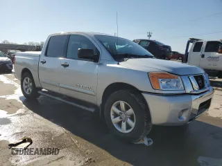 2010 Nissan Titan SE with VIN 1N6BA0ED4AN317007, listed as a Copart auction lot 42290495 with 130,724 mi miles and Salvage Title. Bid and sale history available at carsss.com. Image 4.
