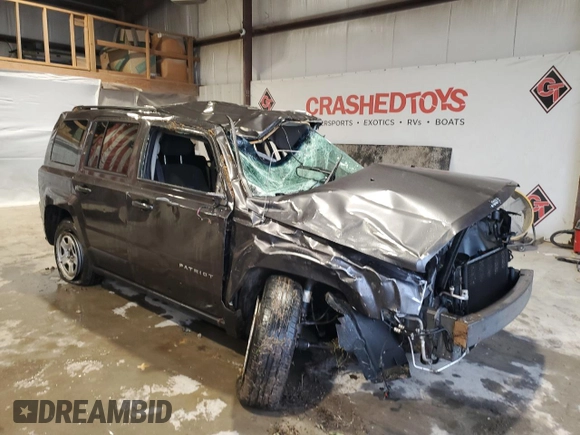 2016 Jeep Patriot Sport z VIN 1C4NJPBA5GD711598, wystawiony jako Copart lot #42074455 z przebiegiem 182 651 mil mil oraz Szkody całkowita. Historia ofert i sprzedaży dostępna na DreamBid. Obrazek 4.