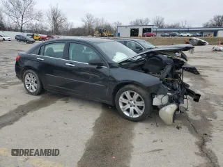 2008 Chrysler Sebring Limited with VIN 1C3LC66M68N102987, listed as a Copart auction lot 44232395 with 162,354 mi miles and Salvage title. Bid and sale history available at DreamBid. Image 4.