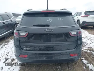 2022 Jeep Compass High Altitude with VIN 3C4NJDCB1NT173074, listed as a IAAI auction lot 41555802 with 65,315 mi miles and . Bid and sale history available at carsss.com. Image 16.