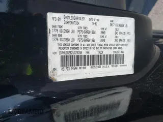 2002 Dodge 1500 with VIN 1D7HU18Z82J123158, listed as a IAAI auction lot 42196340 with 231,681 mi miles and . Bid and sale history available at carsss.com. Image 9.