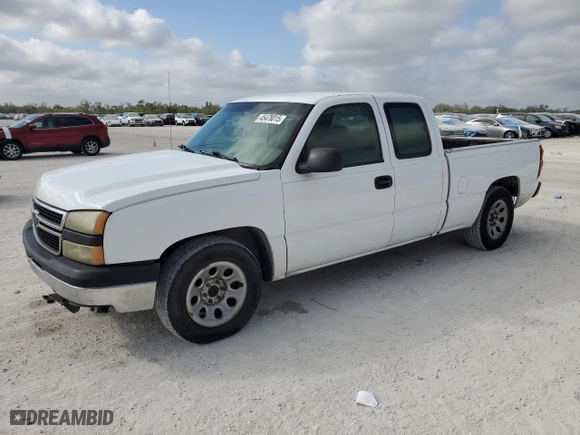 2006 Chevrolet Silverado 1500 LS with VIN 1GCEC19X46Z194393, listed as a Copart auction lot 45478015 with 330,693 mi miles and Salvage Title. Bid and sale history available at carsss.com. Image 1.