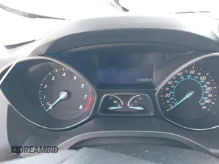 2013 Ford Escape SE с VIN 1FMCU9GX6DUA47696, выставлен на аукционе IAAI как лот 41753754 с пробегом 135 446 миль миль и . История ставок и продаж доступна на DreamBid. Изображение 7.