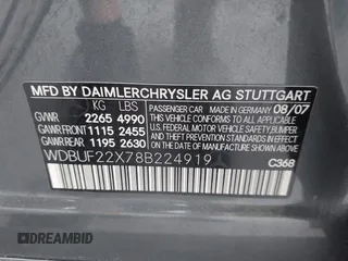 2008 Mercedes-Benz E-Class 3.0L with VIN WDBUF22X78B224919, listed as a IAAI auction lot 42106087 with 274,844 mi miles. Bid and sale history available at carsss.com. Image 9.