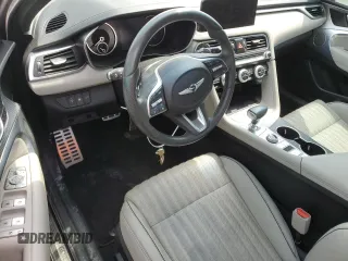 2022 Genesis G70 3.3T z VIN KMTG54TEXNU081802, wystawiony jako Copart lot #53719155 z przebiegiem 38 609 mil mil oraz Szkody całkowita. Historia ofert i sprzedaży dostępna na DreamBid. Obrazek 8.