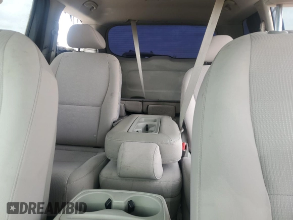2021 Kia Sedona LX with VIN KNDMB5C17M6665266, listed as a Copart auction lot 48129495 with 57,274 mi miles and Salvage Title. Bid and sale history available at carsss.com. Image 10.