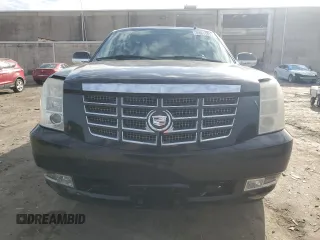 2008 Cadillac Escalade EXT z VIN 3GYFK62858G128598, wystawiony jako Copart lot #43611805 z przebiegiem 128 333 mil mil oraz Szkody całkowita. Historia ofert i sprzedaży dostępna na DreamBid. Obrazek 5.