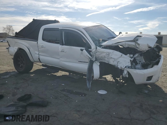 2015 Toyota Tacoma PreRunner with VIN 3TMKU4HN5FM046904, listed as a Copart auction lot 43085345 with 86,400 mi miles and Salvage title. Bid and sale history available at DreamBid. Image 4.