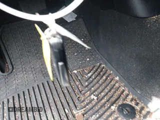 2017 Toyota Prius Plus z VIN JTDKARFPXH3057525, wystawiony jako IAAI lot #42356340 z przebiegiem 149 939 mil mil oraz . Historia ofert i sprzedaży dostępna na DreamBid. Obrazek 11.