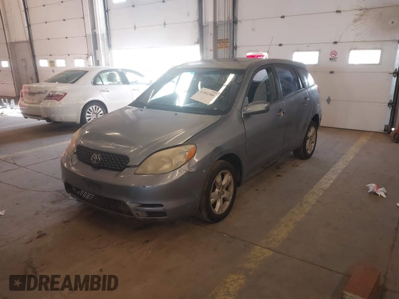 2004 Toyota Matrix Std with VIN 2T1LR32EX4C285993, listed as a IAAI auction lot 41401580 with 216,603 mi miles. Bid and sale history available at carsss.com. Image 2.