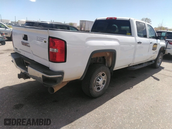 2018 GMC Sierra 2500HD z VIN 1GT12REY5JF181645, wystawiony jako IAAI lot #42073691 z przebiegiem 186 676 mil mil oraz . Historia ofert i sprzedaży dostępna na DreamBid. Obrazek 4.