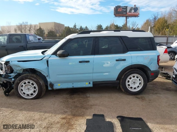 2024 Ford Bronco Sport Heritage with VIN 3FMCR9G60RRF28499, listed as a IAAI auction lot 41647951 with NaN miles. Bid and sale history available at carsss.com. Image 15.