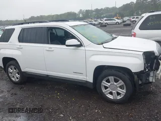 2015 GMC Terrain SLT z VIN 2GKALSEK0F6412893, wystawiony jako IAAI lot #42359601 z przebiegiem 98 851 mil mil oraz . Historia ofert i sprzedaży dostępna na DreamBid. Obrazek 13.