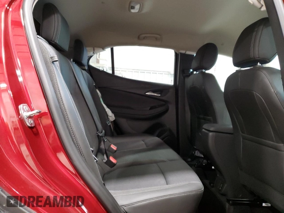 2024 Buick Encore GX Preferred z VIN KL4AMCSL0RB082602, wystawiony jako Copart lot #57526715 z przebiegiem 5 551 mil mil oraz Szkoda całkowita • Salvage title. Historia ofert i sprzedaży dostępna na DreamBid. Obrazek 11.
