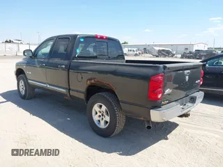 2008 Dodge 1500 SLT z VIN 1D7HU18218S571053, wystawiony jako IAAI lot #42249504 z przebiegiem 177 545 mil mil oraz . Historia ofert i sprzedaży dostępna na DreamBid. Obrazek 3.