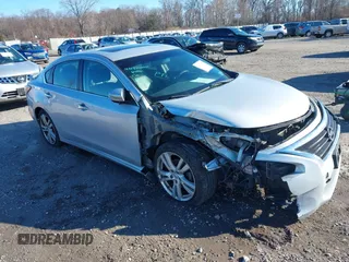 2014 Nissan Altima SL with VIN 1N4BL3AP1EC322266, listed as a IAAI auction lot 41018468 with 146,898 mi miles and . Bid and sale history available at DreamBid. Image 1.