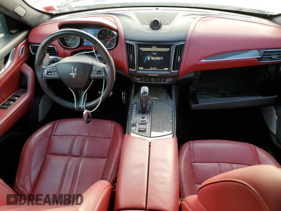 2019 Maserati Levante GranSport with VIN ZN661XUS0KX337384, listed as a Copart auction lot 82581764 with 31,926 mi miles and Salvage Title. Bid and sale history available at carsss.com. Image 8.