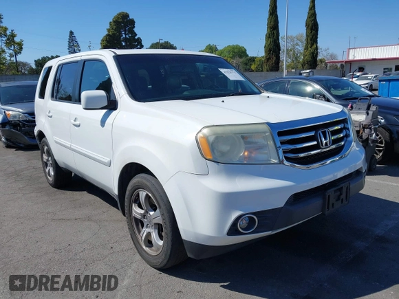 2013 Honda Pilot EX-L with VIN 5FNYF3H59DB023268, listed as a IAAI auction lot 41820375 with 157,097 mi miles. Bid and sale history available at carsss.com. Image 1.