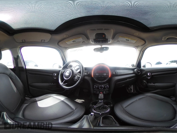 2015 MINI Hardtop 4 Door z VIN WMWXS5C58FT831568, wystawiony jako IAAI lot #42129819 z przebiegiem 76 044 mil mil oraz . Historia ofert i sprzedaży dostępna na DreamBid. Obrazek 19.