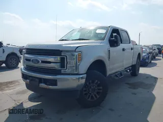 2018 Ford F-250 XL с VIN 1FT7W2B67JEC61723, выставлен на аукционе IAAI как лот 42044635 с пробегом 249 979 миль миль и . История ставок и продаж доступна на DreamBid. Изображение 17.