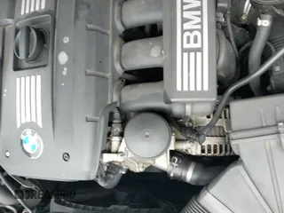 2009 BMW 3 Series 328i xDrive с VIN WBAWV53509P080241, выставлен на аукционе IAAI как лот 42176290 с пробегом 129 567 миль миль и . История ставок и продаж доступна на DreamBid. Изображение 13.