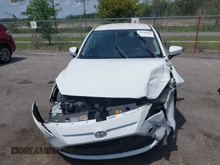 2018 Toyota Yaris with VIN 3MYDLBYV3JY325173, listed as a IAAI auction lot 42041852 with 71,416 mi miles and . Bid and sale history available at DreamBid. Image 12.