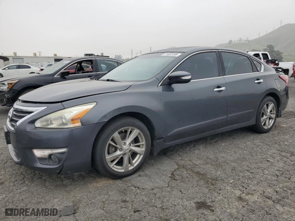 2013 Nissan Altima 2.5 S with VIN 1N4AL3AP4DN552995, listed as a Copart auction lot 51650195 with 170,627 mi miles and Salvage Title. Bid and sale history available at carsss.com. Image 1.