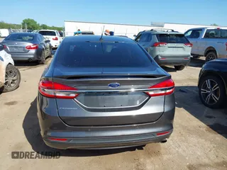 2018 Ford Fusion SE with VIN 3FA6P0HD9JR231709, listed as a IAAI auction lot 42062198 with 65,971 mi miles and . Bid and sale history available at carsss.com. Image 16.