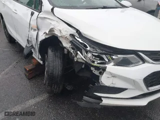 2016 Chevrolet Cruze LS with VIN 1G1BC5SM0G7245520, listed as a IAAI auction lot 41722696 with 109,533 mi miles. Bid and sale history available at carsss.com. Image 6.