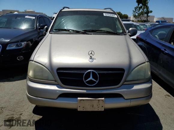 2001 Mercedes-Benz M-Class with VIN 4JGAB54EX1A259944, listed as a Copart auction lot 62058904 with 178,674 mi miles and Clean Title. Bid and sale history available at carsss.com. Image 5.