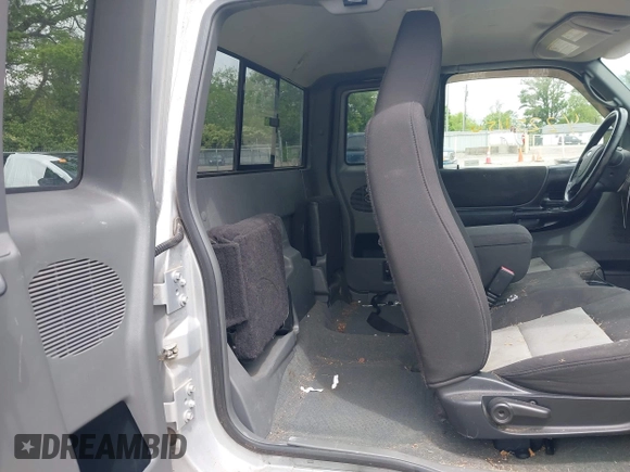 2004 Ford Ranger XL Fleet with VIN 1FTYR44U14PB06953, listed as a IAAI auction lot 42251150 with 166,507 mi miles and . Bid and sale history available at DreamBid. Image 8.