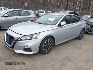 2020 Nissan Altima S with VIN 1N4BL4BV3LC135899, listed as a IAAI auction lot 41525809 with 107,246 mi miles and . Bid and sale history available at DreamBid. Image 17.