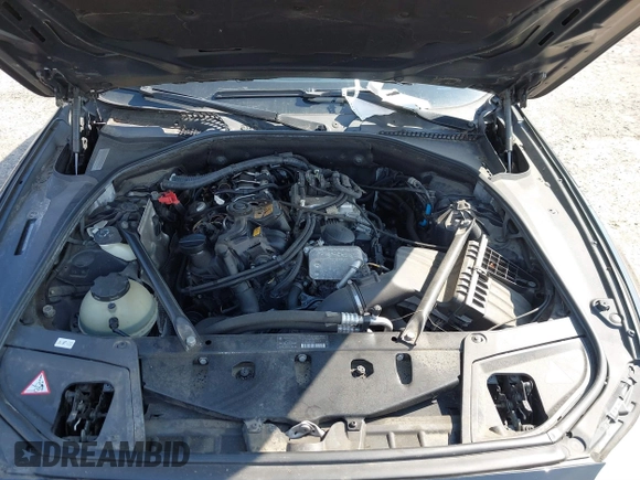 2012 BMW 5 Series 528i xDrive with VIN WBAXH5C56CDW11351, listed as a IAAI auction lot 41713932 with Not Provided miles and . Bid and sale history available at DreamBid. Image 10.