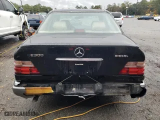 1995 Mercedes-Benz E Class with VIN WDBEB31E6SC142087, listed as a Copart auction lot 84019814 with 231,961 mi miles and Salvage Title. Bid and sale history available at carsss.com. Image 6.
