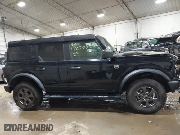 2023 Ford Bronco with VIN 1FMEE5BP1PLB34406, listed as a IAAI auction lot 41270327 with 25,536 mi miles. Bid and sale history available at carsss.com. Image 13.
