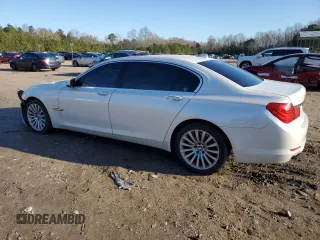 2010 BMW 7 Series 750Li xDrive z VIN WBAKC8C51AC430722, wystawiony jako Copart lot #85782774 z przebiegiem 127 361 mil mil oraz Szkoda całkowita • Salvage title. Historia ofert i sprzedaży dostępna na DreamBid. Obrazek 2.
