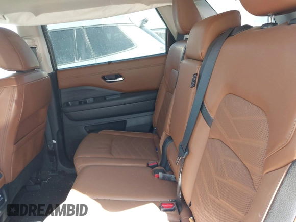 2023 Nissan Pathfinder Platinum с VIN 5N1DR3DJ1PC270631, выставлен на аукционе IAAI как лот 41994040 с пробегом 42 566 миль миль и . История ставок и продаж доступна на DreamBid. Изображение 8.