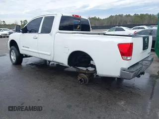 2005 Nissan Titan SE с VIN 1N6AA06B55N513861, выставлен на аукционе IAAI как лот 41453425 с пробегом 288 526 миль миль и . История ставок и продаж доступна на DreamBid. Изображение 3.