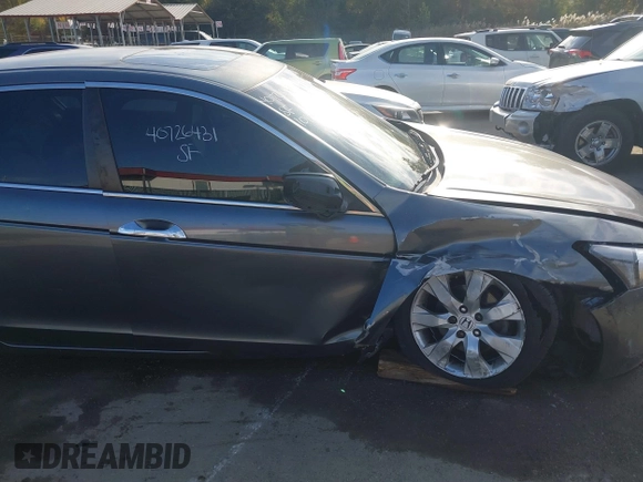 2010 Honda Accord EX z VIN 5KBCP3F72AB003825, wystawiony jako IAAI lot #40726431 z przebiegiem 172 626 mil mil oraz . Historia ofert i sprzedaży dostępna na DreamBid. Obrazek 17.