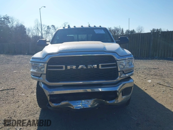 2019 Ram 2500 Tradesman with VIN 3C6UR5CJXKG590738, listed as a IAAI auction lot 41699787 with 134,913 mi miles. Bid and sale history available at carsss.com. Image 12.