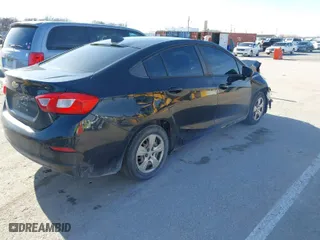 2016 Chevrolet Cruze LS with VIN 1G1BC5SM0G7285838, listed as a IAAI auction lot 41113890 with 203,888 mi miles. Bid and sale history available at carsss.com. Image 4.
