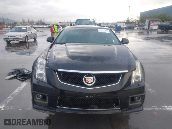 2013 Cadillac CTS-V z VIN 1G6DV5EP0D0102168, wystawiony jako IAAI lot #41791601 z przebiegiem Nie podano mil oraz . Historia ofert i sprzedaży dostępna na DreamBid. Obrazek 13.